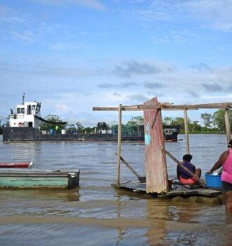 Caravana humanitaria hacia el Chocó