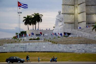 Cuba socialista y revolucionaria