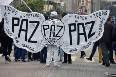 Persistir en el logro de la paz con transformaciones