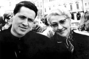 Mensaje a las madres, mamás, cuchas, viejas y nanas del país