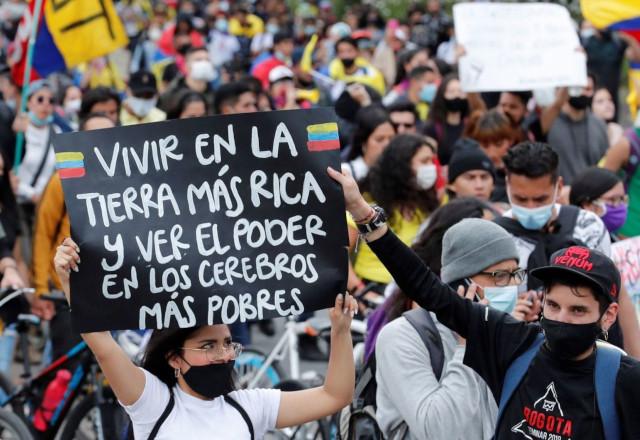 Detrás del "dolor" por Miguel Uribe, las juventudes parece que nunca duelen