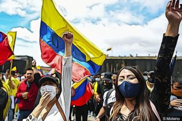 Entre cipayos e independentistas