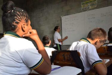 En Cali la educación no ha sido ni es prioridad