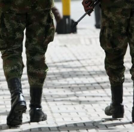 La militarización de Medellín, Cali y Montería y las contradicciones de la "Paz Total"